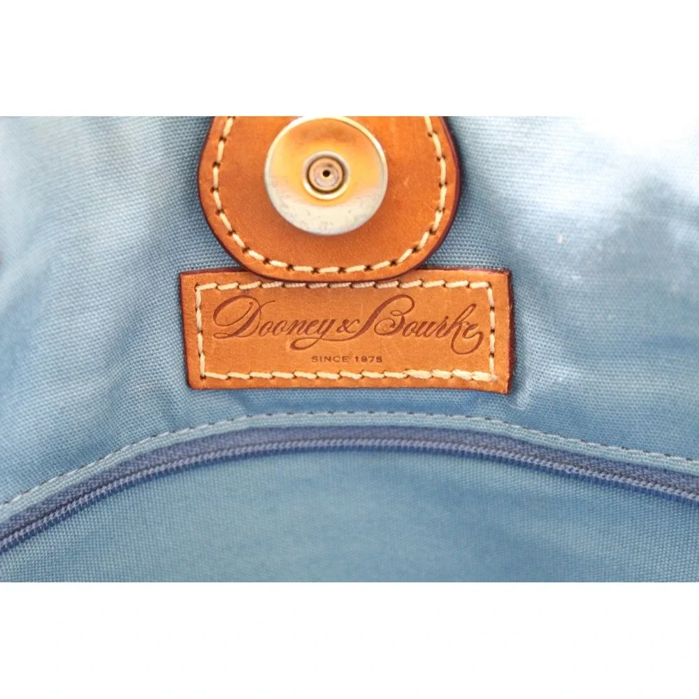 Dooney & Bourke organized contrasting panel